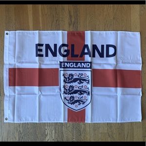 England flag with FA crest - never used